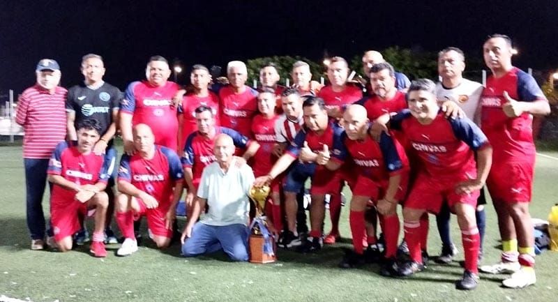 ¡“CALIENTA MOTORES” LA LIGA DEL PUERTO FÚTBOL 9!