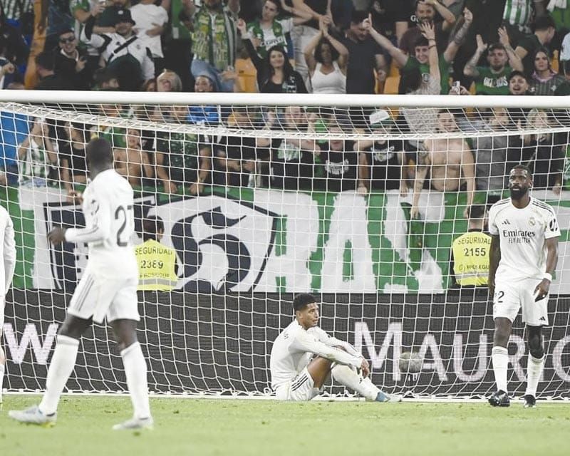 ¡LE EMPATAN AL REAL MADRID Y BARSA SE ACERCA MÁS AL TÍTULO!