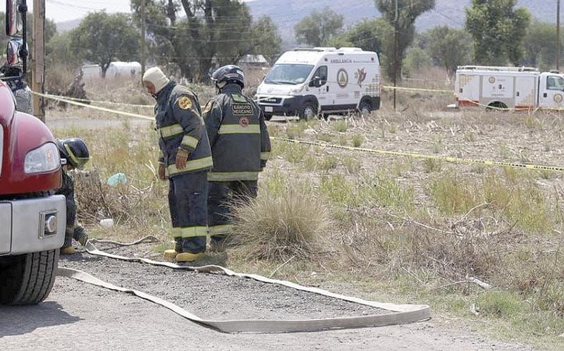 ¡MUEREN 4 HUACHICOLEROS EN EL DERRUMBE DE TÚNEL!