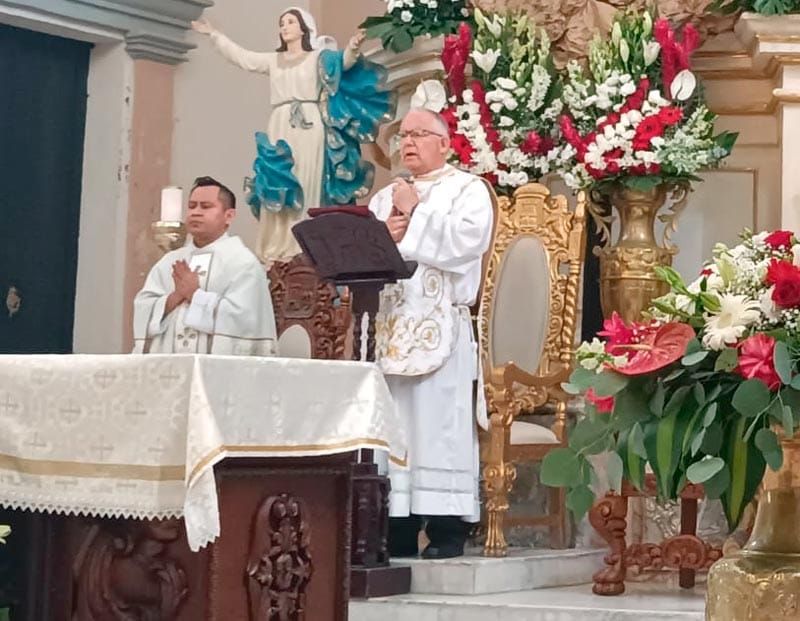 ¡OBISPO PIDE CAUTELA! - *Ante el milagro en Los Tuxtlas