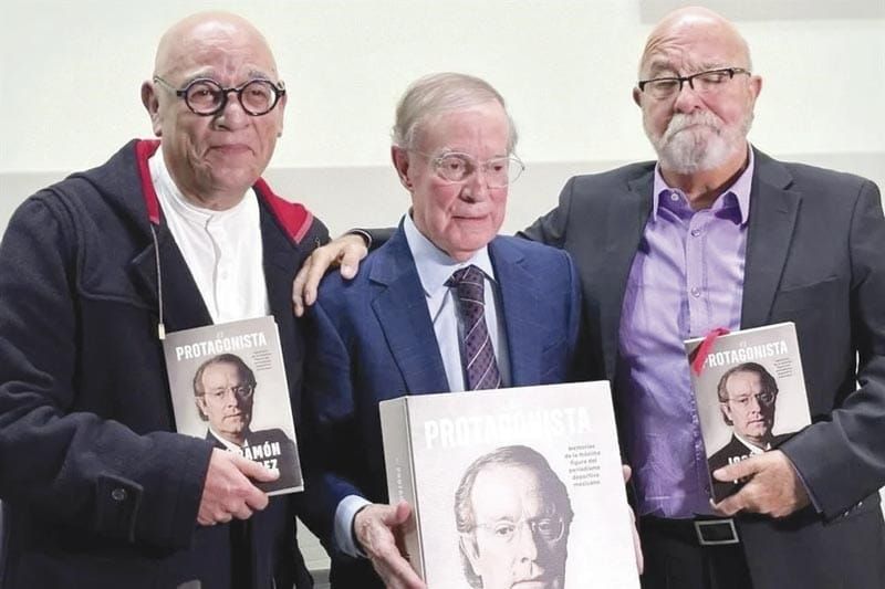 ¡PRESENTA JOSÉ RAMÓN SUS MEMORIAS EN NUEVO LIBRO!