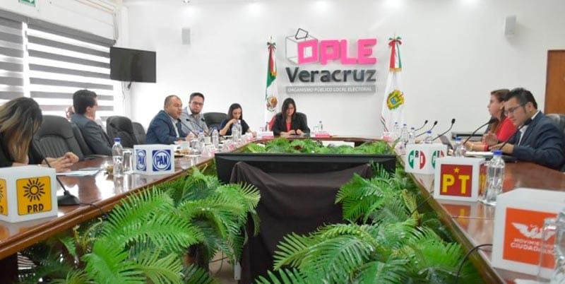 ¡PALOMEAN A 2 PARTIDOS! - *Para las elecciones de 2027