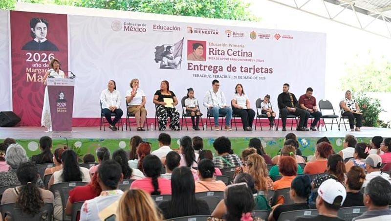 ¡LE DAN BECAS A LA CHAVIZA!