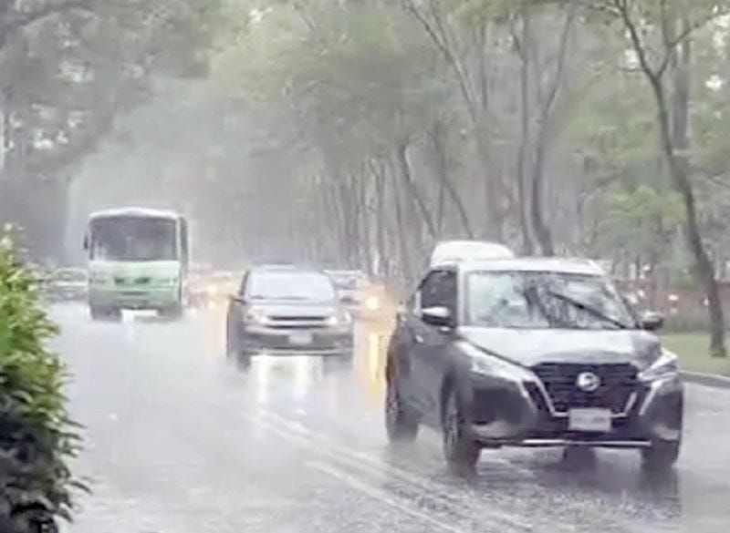 ¡PEGAN LLUVIAS EN TODA LA CDMX!