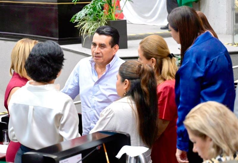 ¡VAN POR FALTISTAS! - EN EL CONGRESO