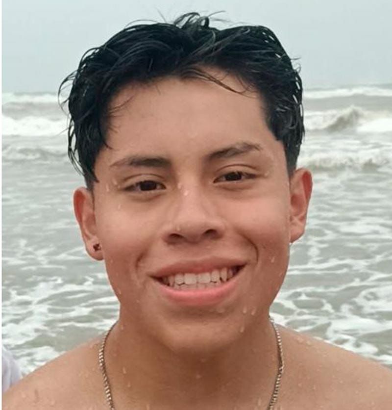 ¡FAMILIA DE ÁNGEL ALBERTO PIDEN APOYO AÉREO PARA LOCALIZARLO!