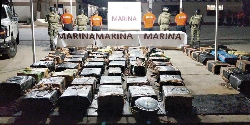 ¡‘PESCAN’ 2.1 TONELADAS DE DROGA EN EL TEHUANTEPEC! - OPERATIVO DE LA SEMAR