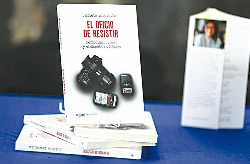 ¡DOCTORADO HONORIS CAUSA DE LA UV AL INVESTIGADOR Y ESCRITOR AXEL DIDRIKSSON!
