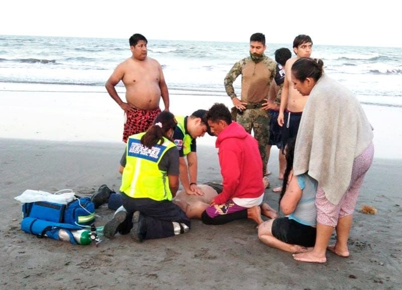 ¡TURISTA DE CÓRDOBA MURIÓ AHOGADO EN PLAYA DE MOCAMBO!