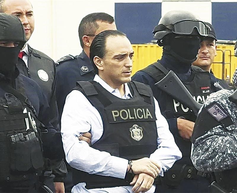 ¡ABSUELVEN A BORGE, PERO...!