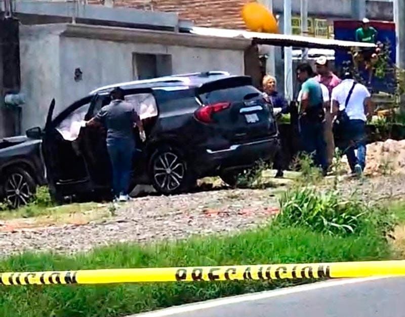 ¡EJECUTAN A BALAZOS A VENDEDOR DE AUTOS!