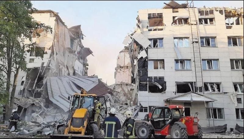 ¡MOSCÚ ACUSA A UCRANIA DE ATACAR RESIDENCIA DE ESTUDIANTES, PERO KIEV DICE QUE ERA UNA UNIDAD ANTIDRONES DE RUSIA!