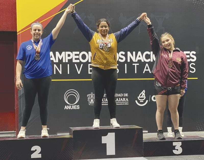 ¡ÁNGELES CRUZ SE BAÑA EN ORO EN NACIONAL UNIVERSITARIO!
