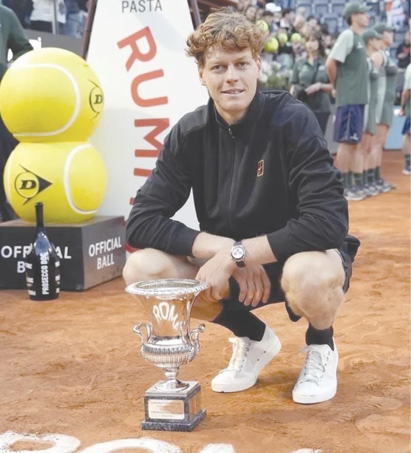 ¡SE IMPONE SINNER EN ROMA Y ALARGA RACHA DE VICTORIAS!