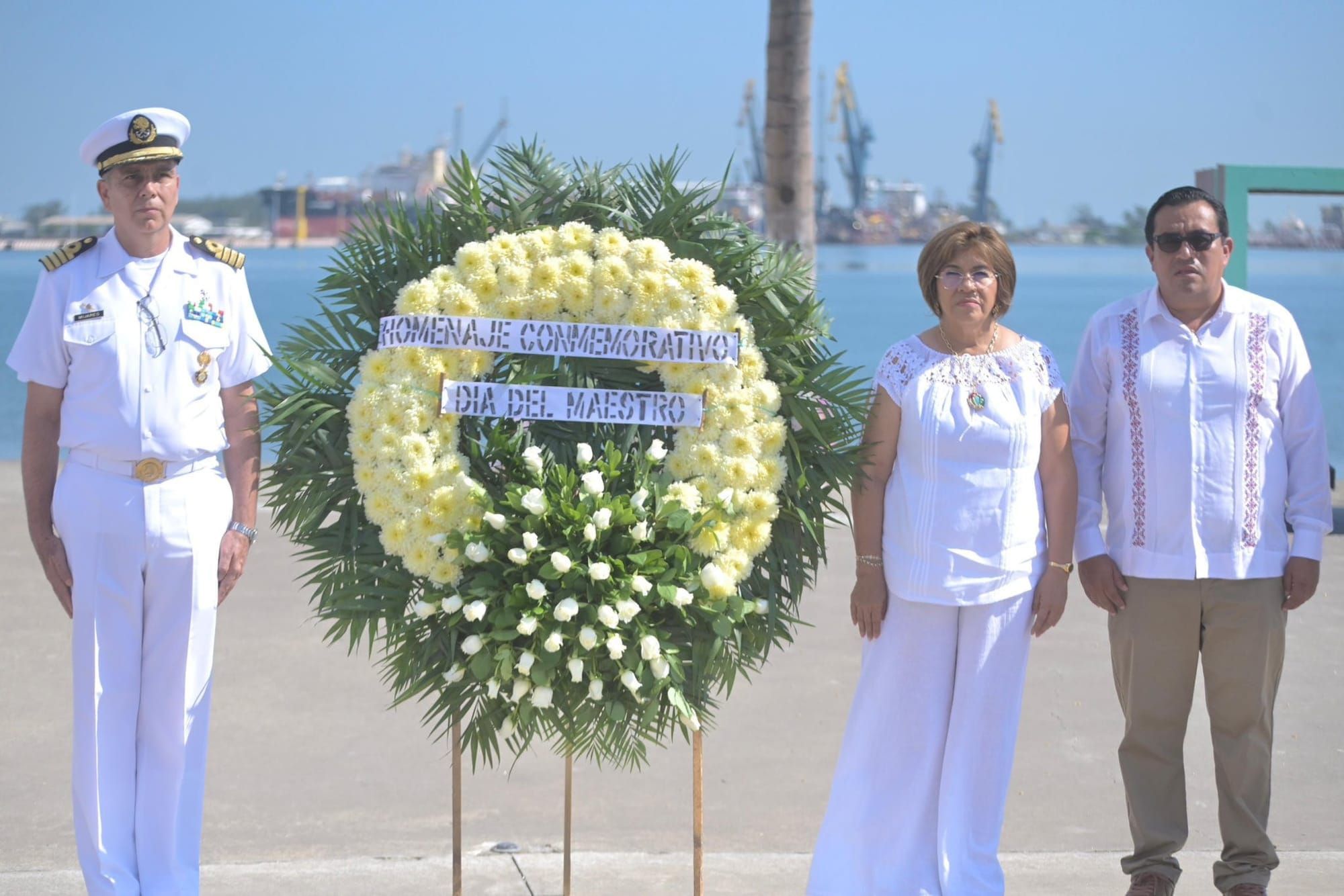¡HOMENAJE A LOS PROFES JAROCHOS!