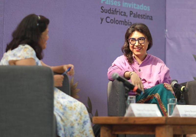 ¡EL PERIODISMO RESISTE! - *Julieta Brambila analiza los embates del poder y los cambios tecnológicos