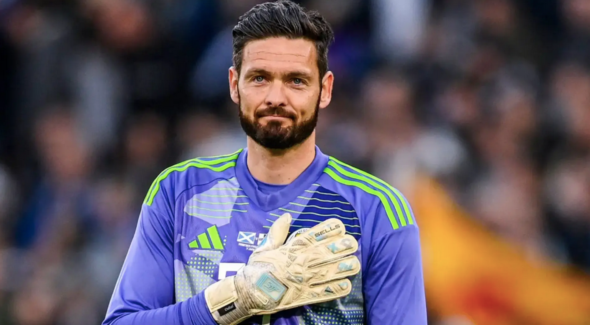 ¡SE UNE GORDON A OCHOA COMO PORTERO MUNDIALISTA CON 4 DÉCADAS!