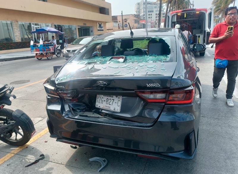 ¡SE ESTAMPÓ CONTRA UN TOYOTA EN VILLA DEL MAR!
