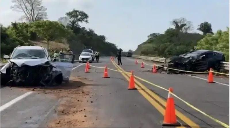 ¡CUATRO MUERTOS EN CARRETERAZO! - CHOCARON DE FRENTE UN MAZDA 6 CONTRA CAMIONETA EN LA AUTOPISTA TOTOMOXTLE-TIHUATLÁN