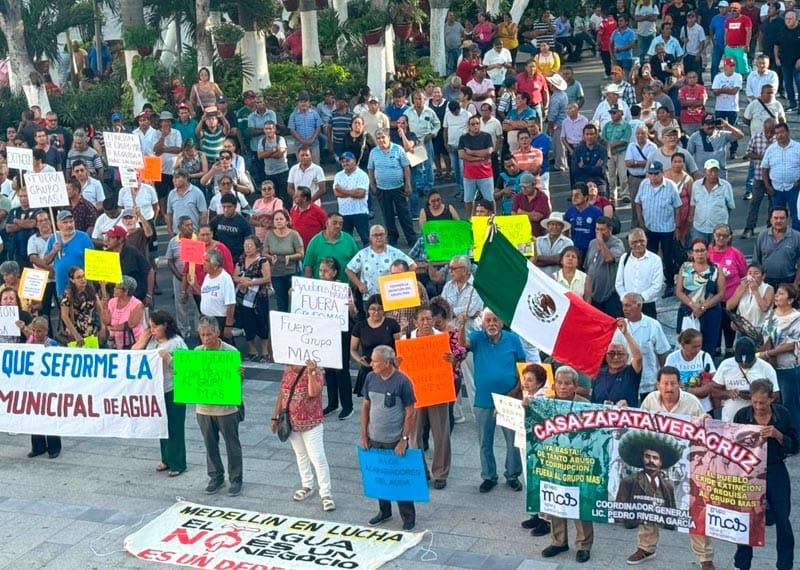 ¡TARJETA ROOOJA! - AL G-MAS