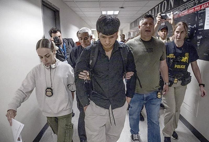 ¡PROHÍBEN A ICE ARRESTAR EN CORTES MIGRATORIAS!