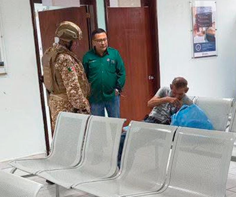 ¡AMENAZA A MÉDICO! - CON PISTOLA Y CUCHILLO