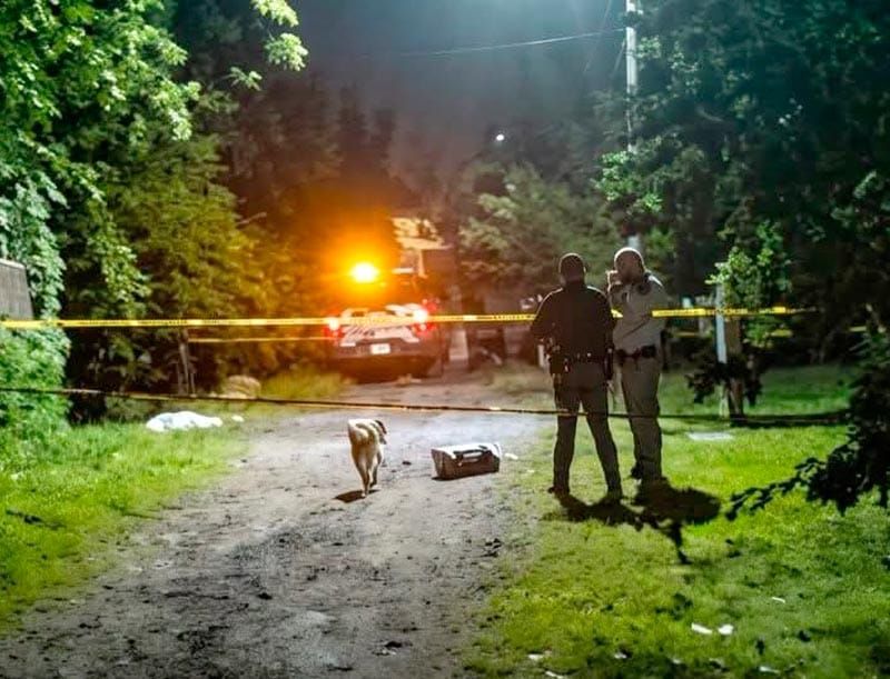 ¡JOVEN COMERCIANTE ASESINADO A MACHETAZOS!