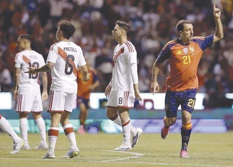 ¡SE IMPONE ESPAÑA A PERÚ EN PUEBLA!