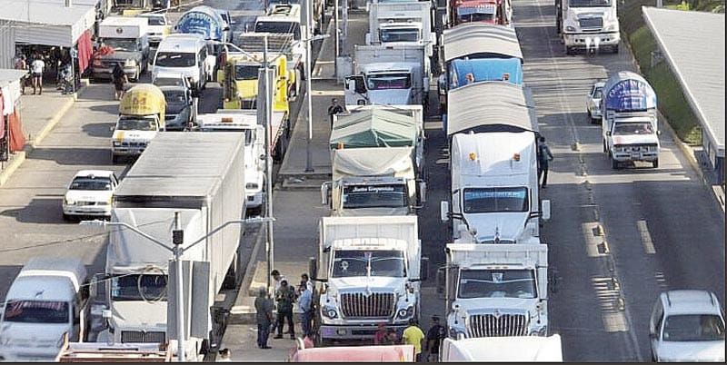 ¡TRANSPORTISTAS ANUNCIAN BLOQUEOS CARRETEROS!