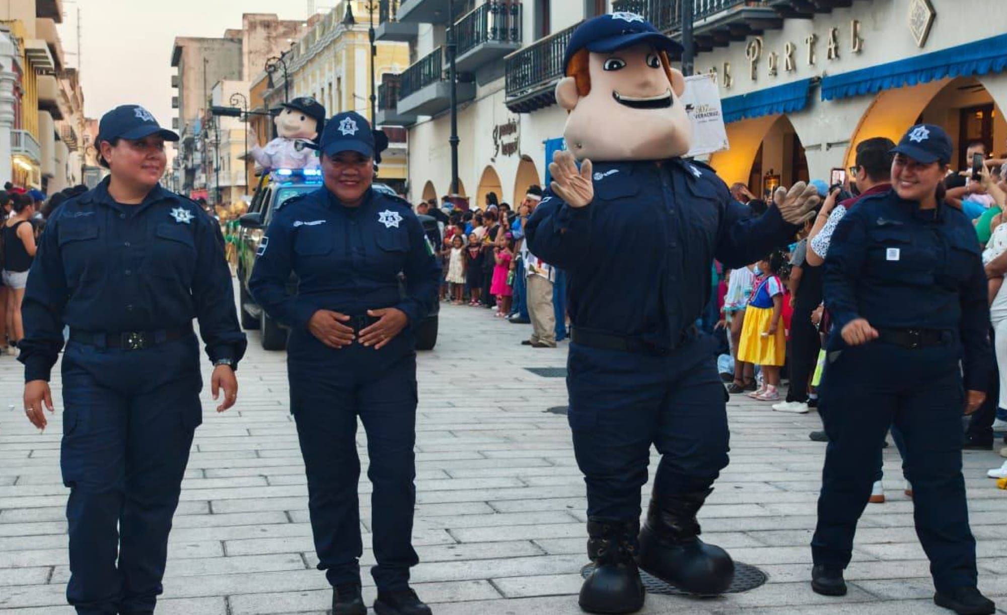 ¡CINCO VÁNDALOS LESIONARON A PAREJA DE NOVIOS!