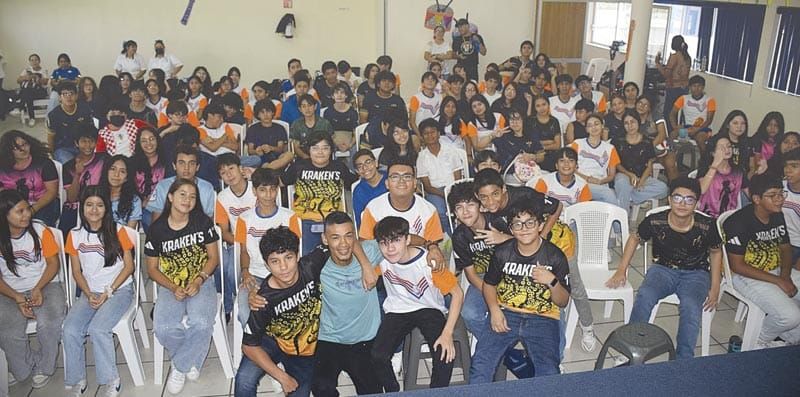 ¡CON MENTALIDAD DE CAMPEÓN, “GUSANO” ROJAS INSPIRA A JÓVENES!