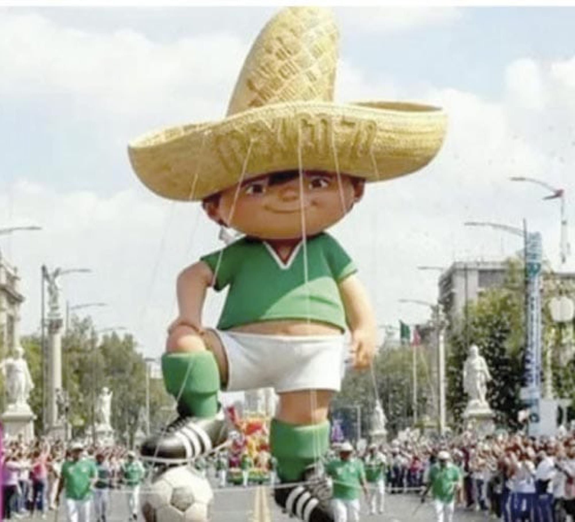 ¡DESFILE MUNDIALISTA!