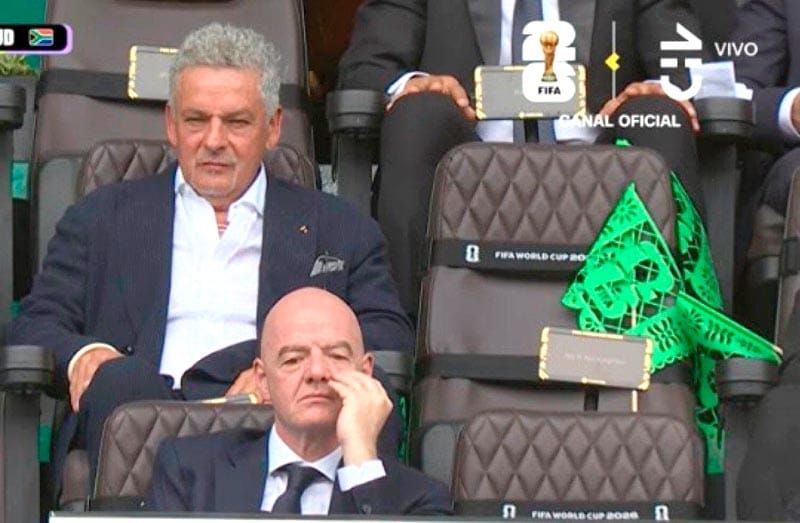 ¡LA ‘SILLA VACÍA’! - *A pesar de ser la representante, no sentaron a Yolette junto al presidente de la FIFA