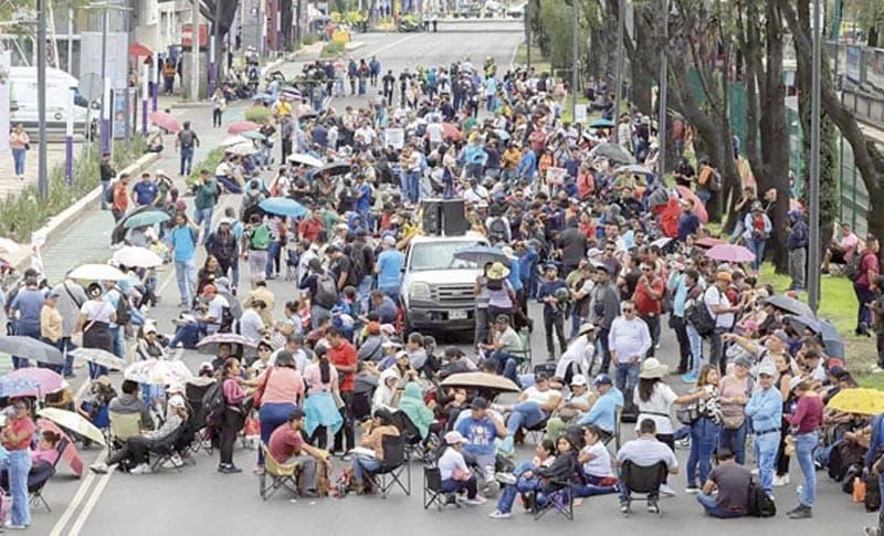 ¡SECCIÓN 22 DE LA CNTE VOTA POR LEVANTAR LA HUELGA!