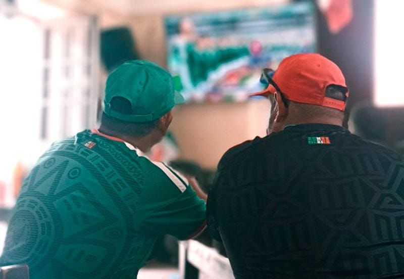 ¡APARECEN INSPECTORES ‘FIFOS’! - *CANIRAC advierte que son falsos y que reclaman derechos de transmisión del Mundial
