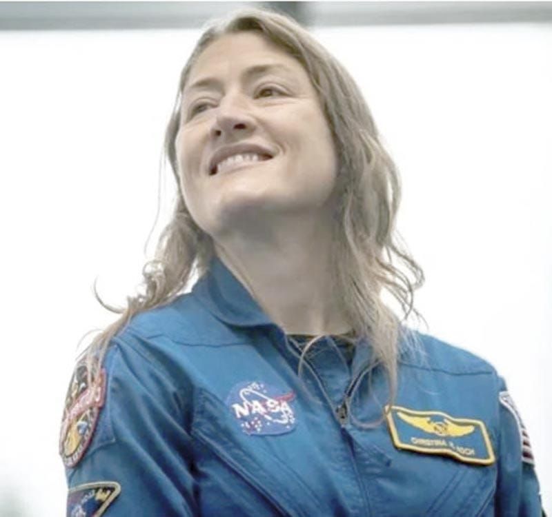 ¡GANA ASTRONAUTA CHRISTINA KOCH EL ASTURIAS DE LA CONCORDIA!