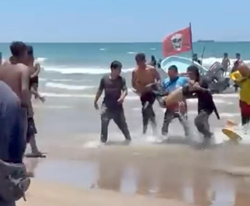 ¡TURISTA MURIÓ AHOGADO EN PLAYA DE TUXPAN!