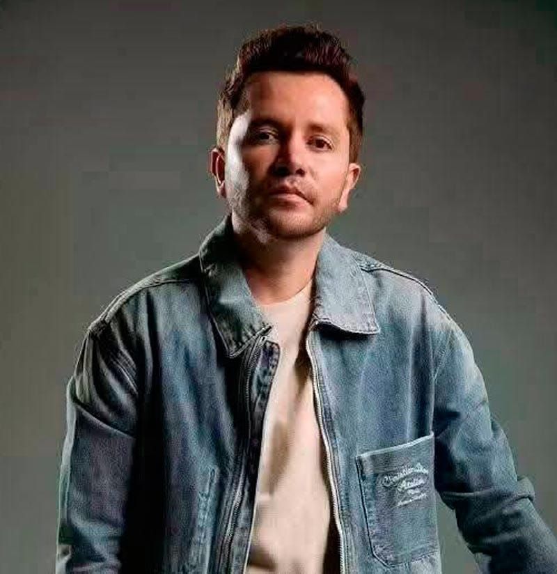 ¡TIROTEAN AUTOBÚS DEL CANTANTE MEMO GARZA! - EXVOCALISTA DE LA ADICTIVA