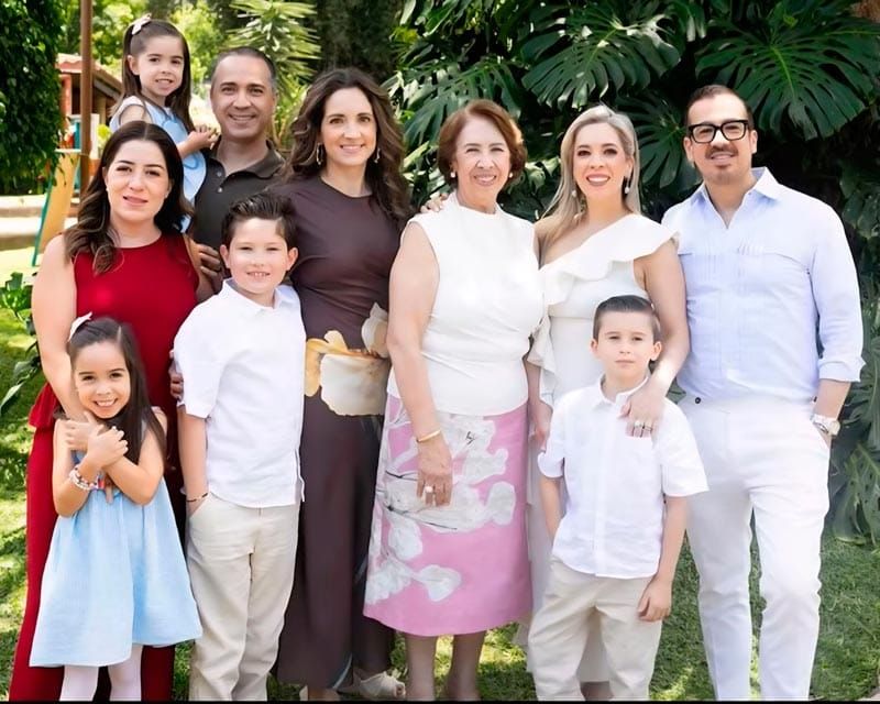 CONFIRMACIÓN DE ARSELÍ Y ALEJANDRO SALCES DE LA MEDINA