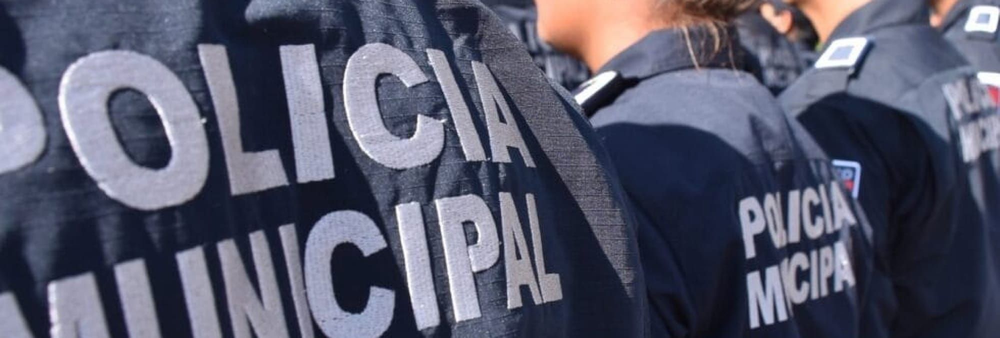 ¡ASALTAN A PEATÓN Y LO DESPOJAN DE 1,200 PESOS Y UN CELULAR SAMSUNG!