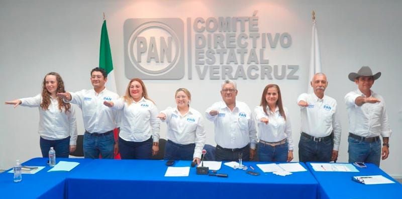 ¡PUROS GRILLITOS AZULES! - ARRANCAN