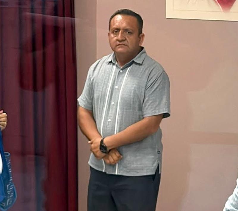 ¡PASAN AL BANQUILLO! - UYUYUYYYUY...