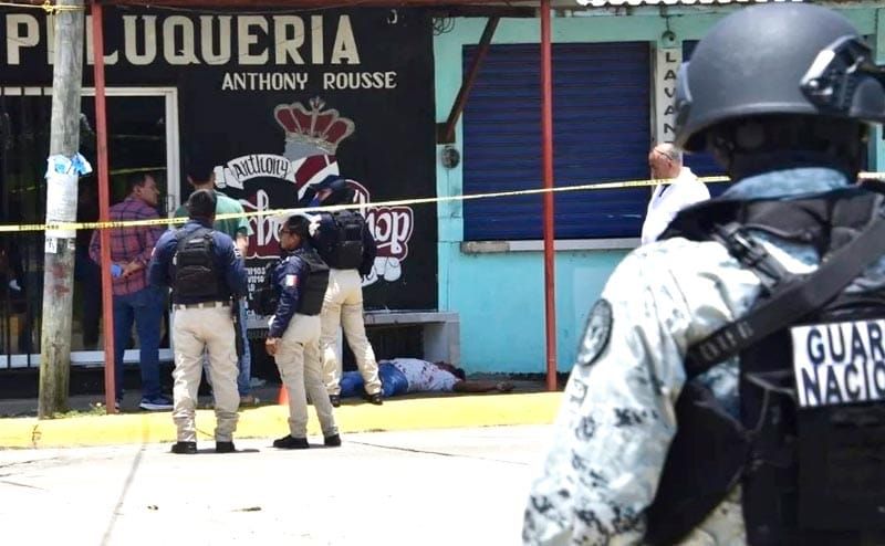 ¡EJECUTAN A PELUQUERO EN COATZA!