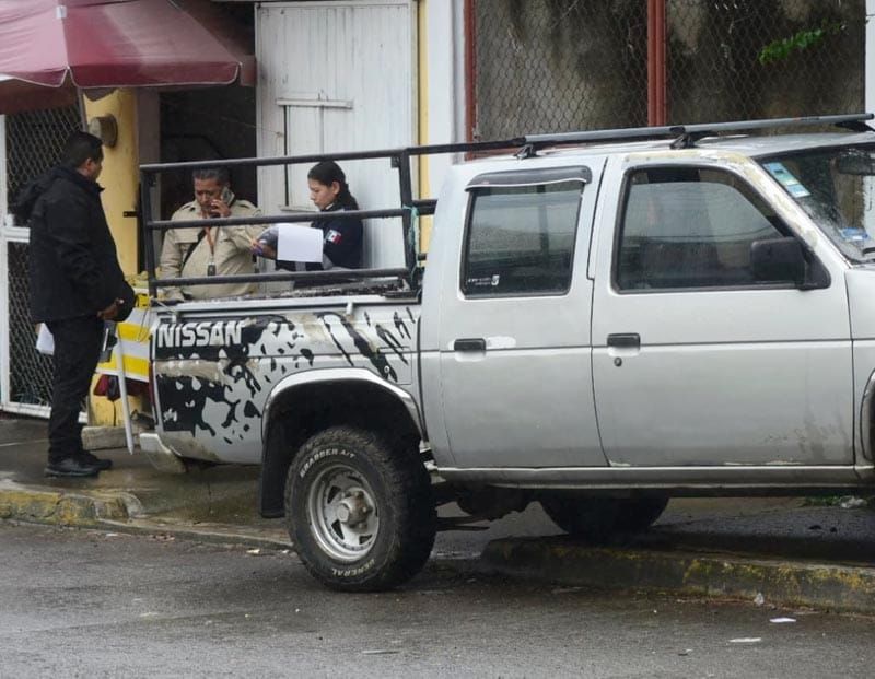 ¡LE DA UN INFARTO AL VOLANTE Y SE ESTRELLÓ CONTRA VIVIENDA!