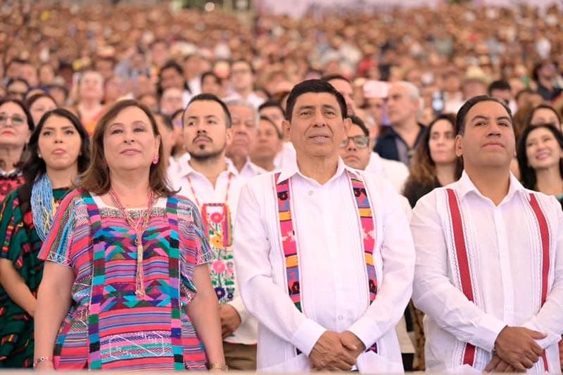 ¡NAHLE FUE A OAXACA! - A LA GUELAGUETZA