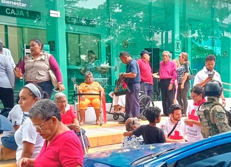 ¡RATAS LE ROBAN A DOÑITA LA PENSIÓN DEL BIENESTAR!