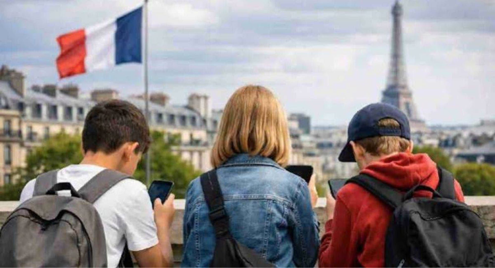 ¡FRANCIA VETA LAS REDES SOCIALES A MENORES DE 15 AÑOS!
