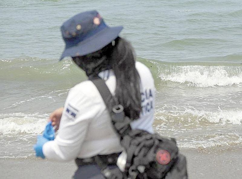 ¡PESCADORES ALERTAN POR NUEVA MANCHA DE HIDROCARBURO!