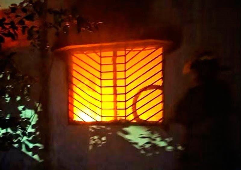 ¡ASESINAN A COMERCIANTE Y LO QUEMAN EN SU CASA!