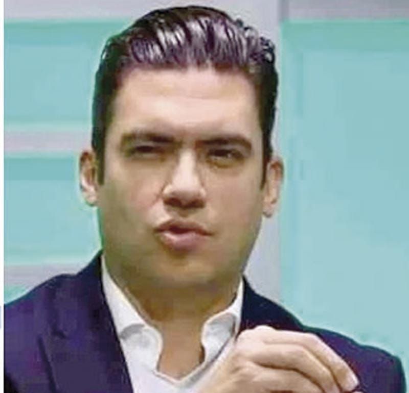 ¡EXIGE PAN A GOBERNADORA DE BC LA LICENCIA TRAS EXHIBIDA POR INMUNIDAD!